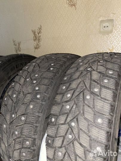 Dunlop SP Winter Ice 02 185/65 R15 92T