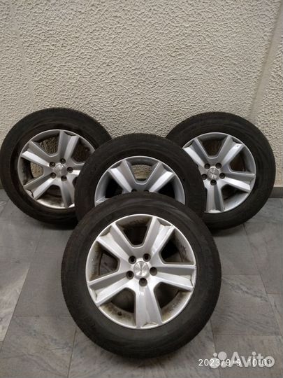 R16 Yokohama 902W 215/60, PCD 5x105 DIA 15