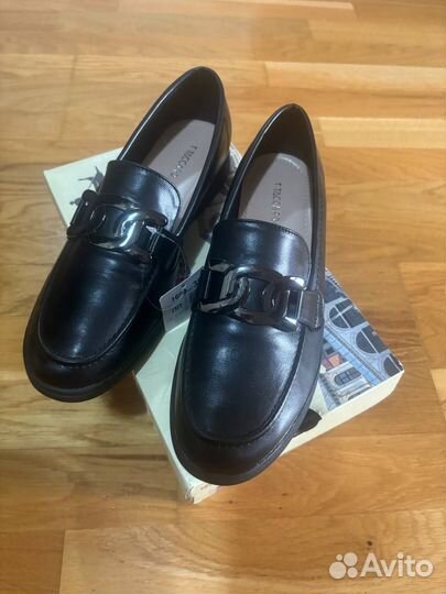 Лоферы женские 39 размер
