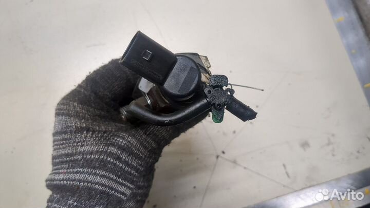 Форсунка топливная Peugeot 3008, 2011