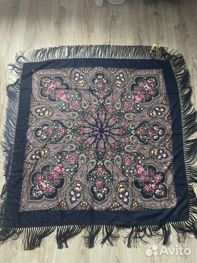Павловопосадский платок шаль