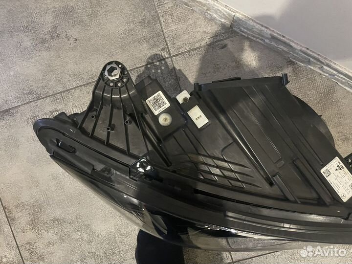 Фара правая Mercedes AMG GT 2017-2022 год в Москве