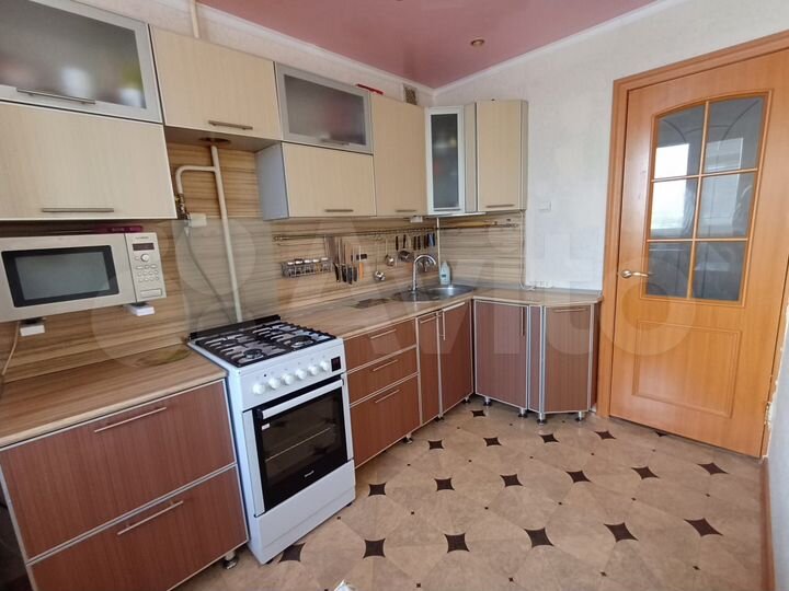 3-к. квартира, 72 м², 5/9 эт.