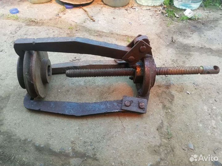 Съемник подшипников