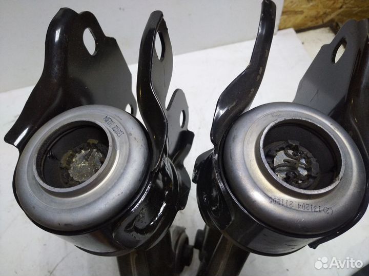 Рычаги передней подвески Volvo S60, S80, V60, V70