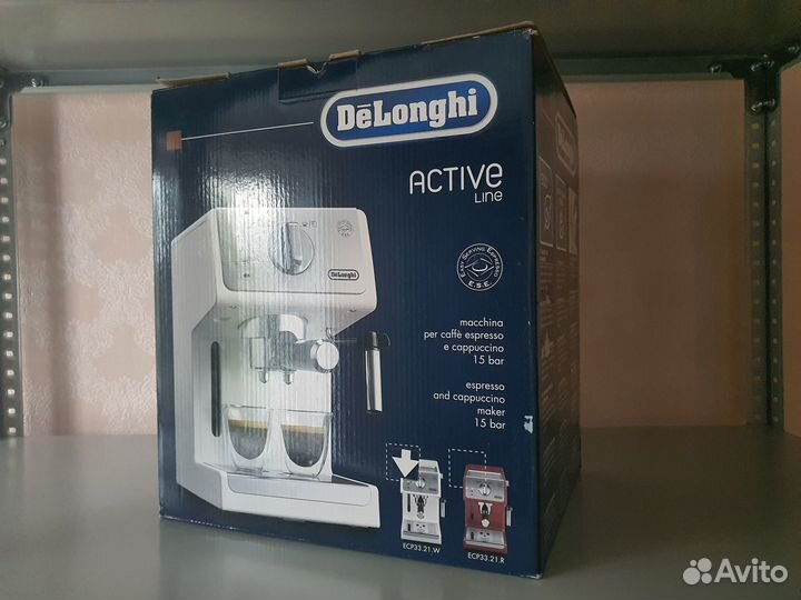 Рожковая кофеварка DeLonghi ECP33.21W