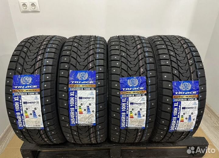 Tri Ace Snow White II 245/45 R18 35H