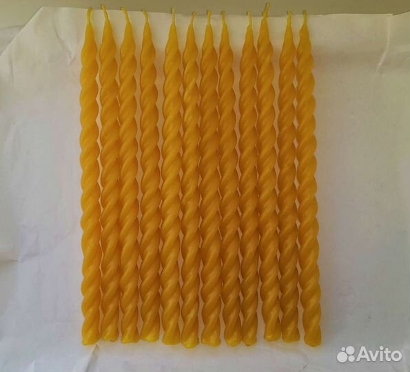 Витая восковая свеча