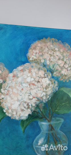 Гортензии в вазе на синем.Картина маслом на холсте