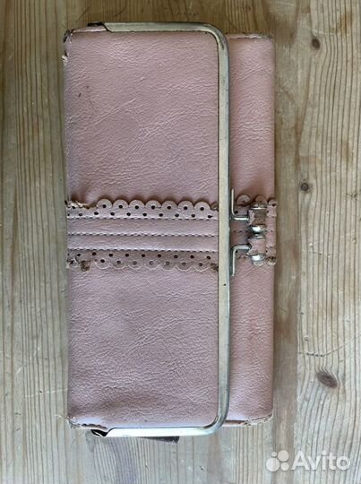 Кошелек parfois отдам бесплатно