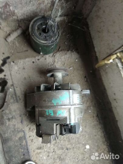 Генератор на Фольксваген Б-2