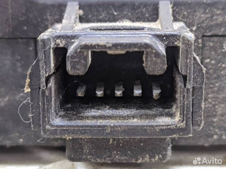 Моторчик заслонки печки Toyota Camry XV30 2001-200