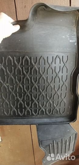 Продам оригинальные коврики лада хрей