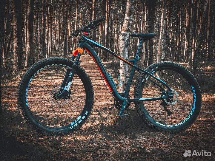 Велосипед Welt Freedom 27 Plus 2018 Matt Black/Red