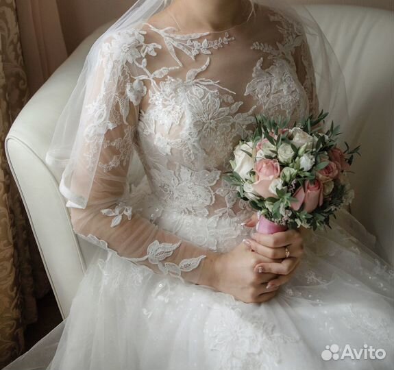 Свадебное платье