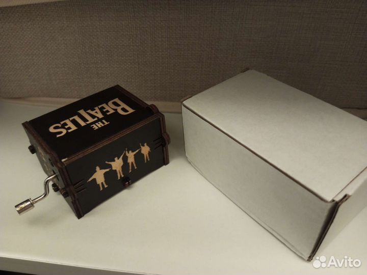 Музыкальная шкатулка Битлз The Beatles