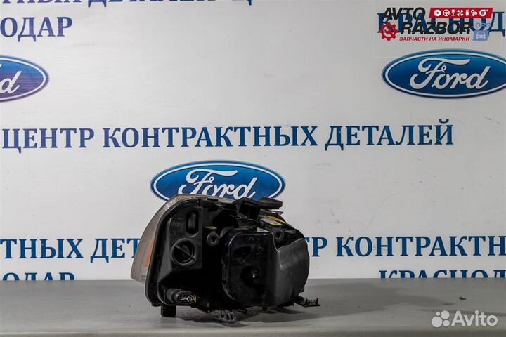 Фара левая с кор. Ford C-MAX 2003-2011