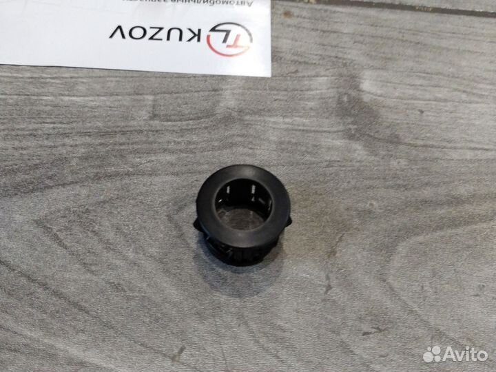 Кольцо парктроника рав4 - 40 2015-2019