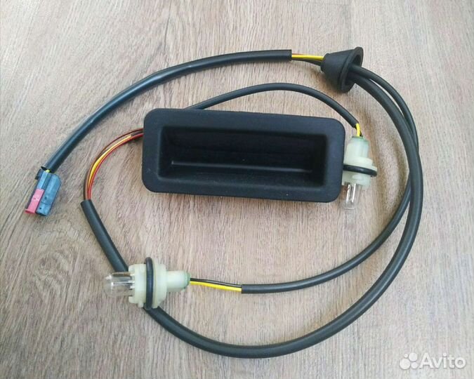 Ручка крышки багажника Land Rover Freelander 2