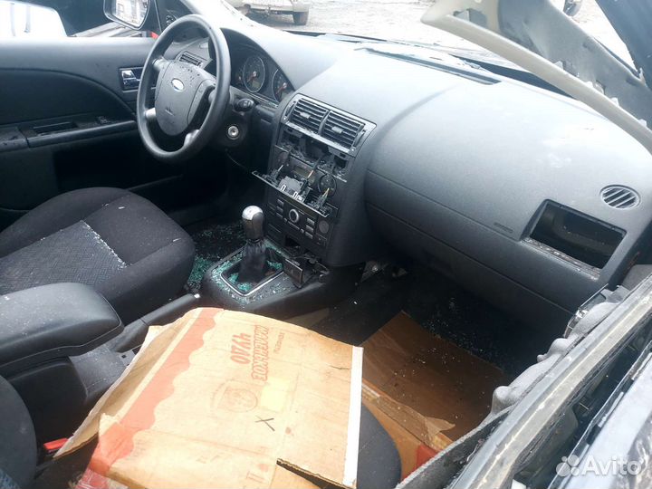 Разбираю ford mondeo 3 1,8 МКПП 2006