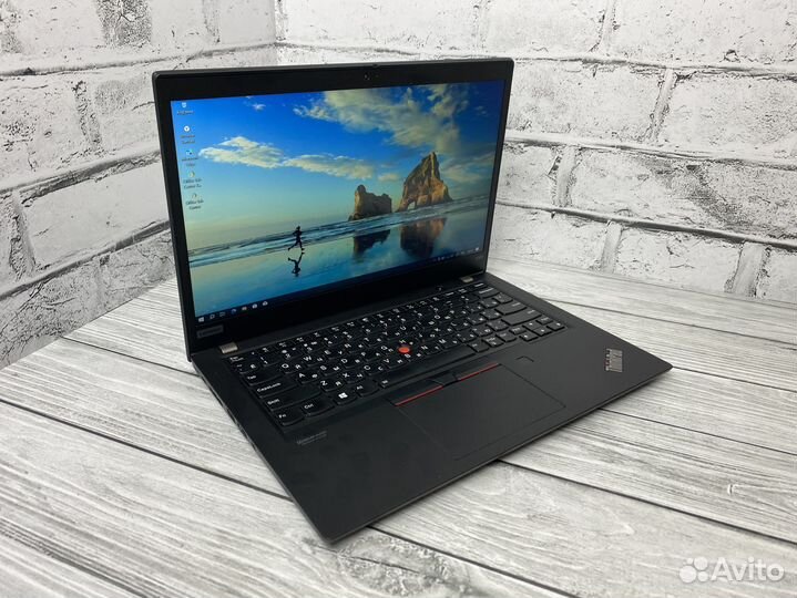 Ультрабук как новый Lenovo x390\i5-8250u\8+256