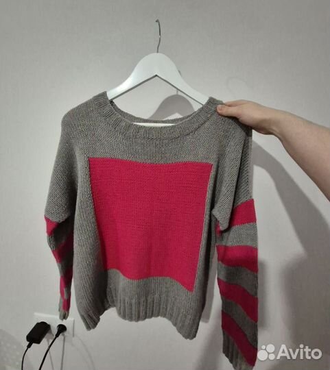 Свитер женский ручная вязка