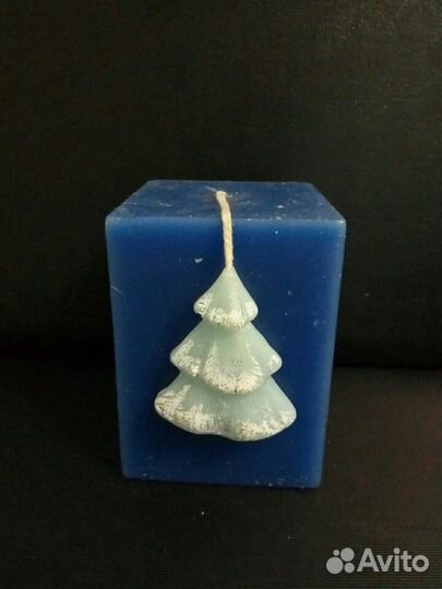 Новогодний подарок Свеча с ёлкой. Свечи ручной раб