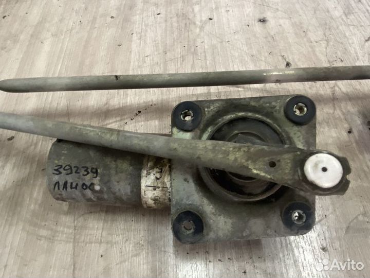 Трапеция стеклоочистителей Chevrolet Lanos с2004г