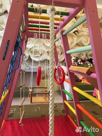 Детская спортивная игровая стенка