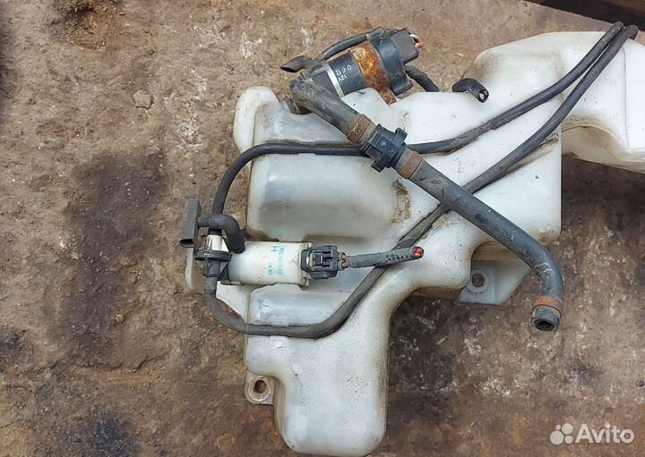 Бачок омывателя Honda CR-V 3 CRV / Хонда црв цр-в