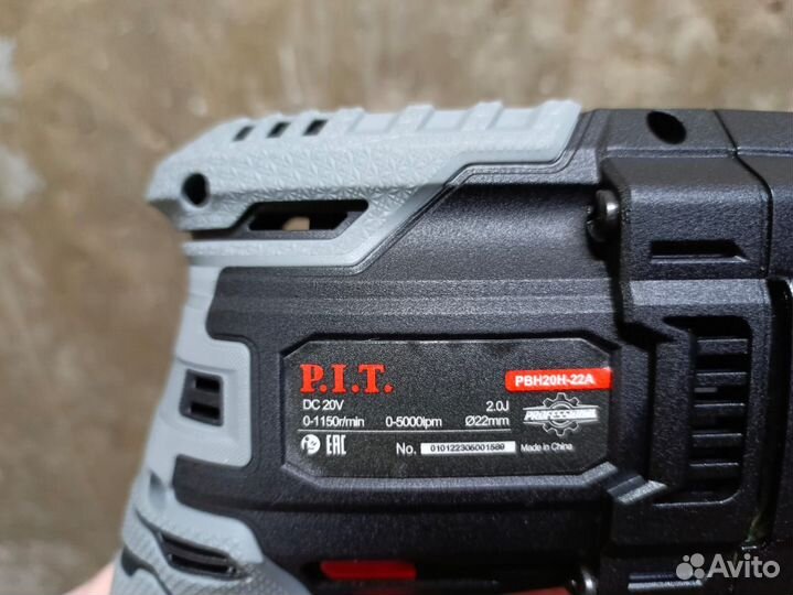 Перфоратор бесщеточный PIT PBH20H-22A solo