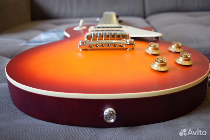 Электрогитара Epiphone Les Paul Classic