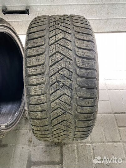 Pirelli Winter Sottozero 3 255/30 R20