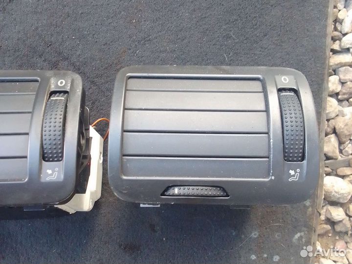 Дефлектор торпедо Volkswagen Passat B5 комплект