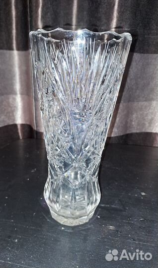 Хрустальная ваза