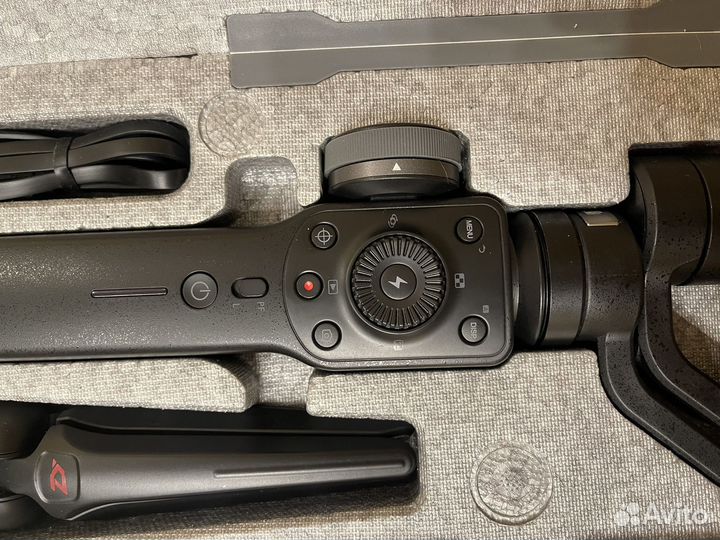 Стабилизатор zhiyun Smooth 4