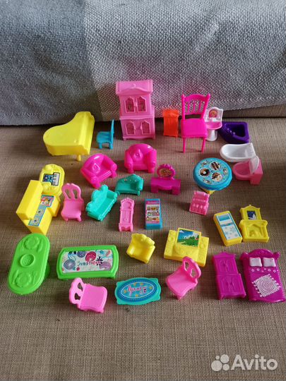 Мебель для кукол и алфавит магнитныц