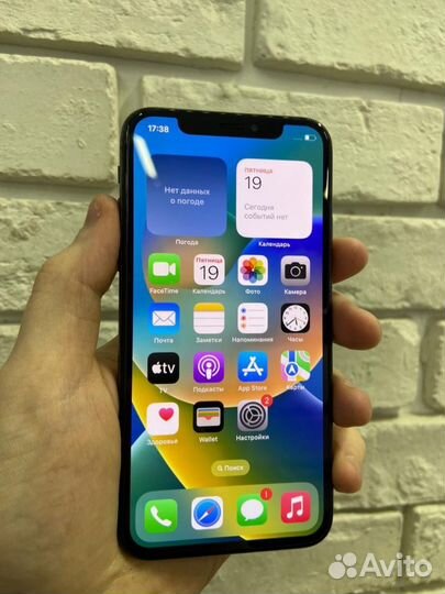 iPhone Xs, 64 ГБ