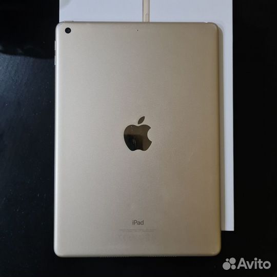 iPad 9'7 mpgt2RU/A 2017 года 32 GB