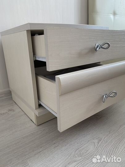 Тумба прикроватная 2 шт