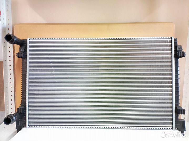 Радиатор Охлаждение Skoda Octavia А7 дв.1,6