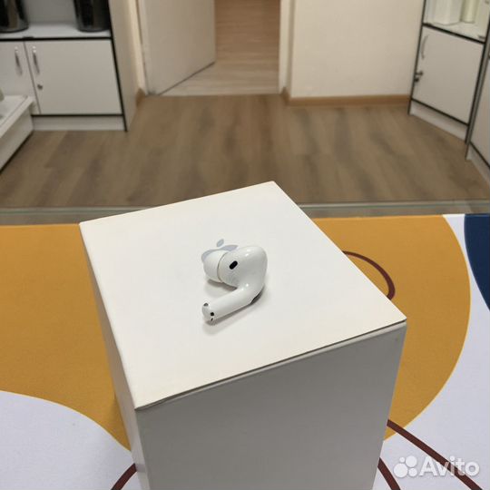 Airpods pro правый, оригинал (не рабочий)