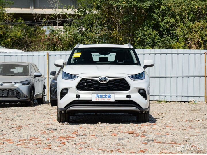 Toyota Highlander 2.5 AT, 2024, 14 км