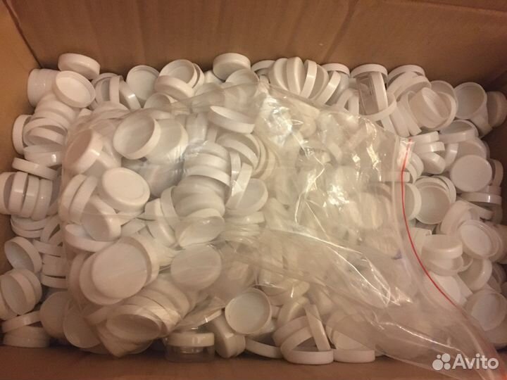 Баночки с крышкой