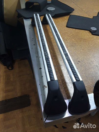 Багажник на рейлинги