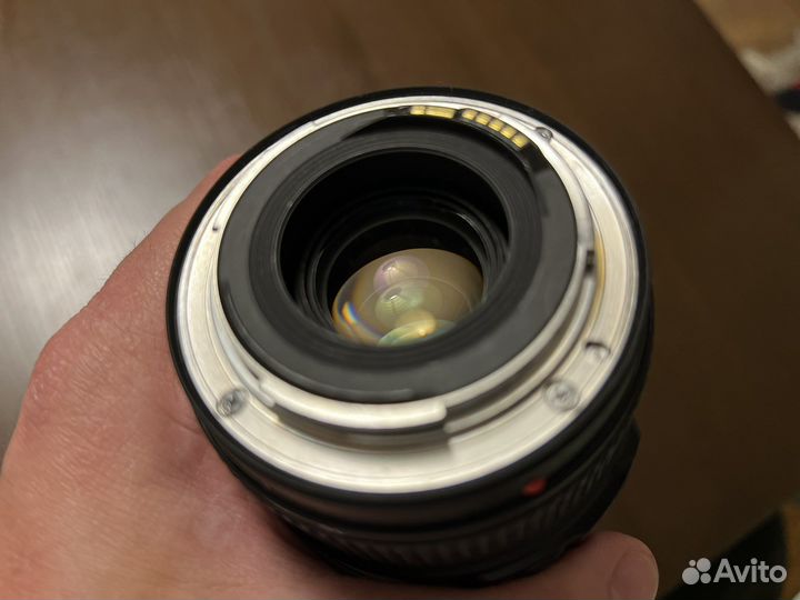 Объектив Canon EF 16 - 35 mm f 4 L IS USM