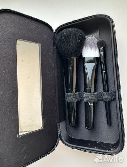 Ysl набор кистей в косметичке