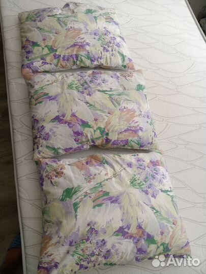 Подушки перьевые новые 5070