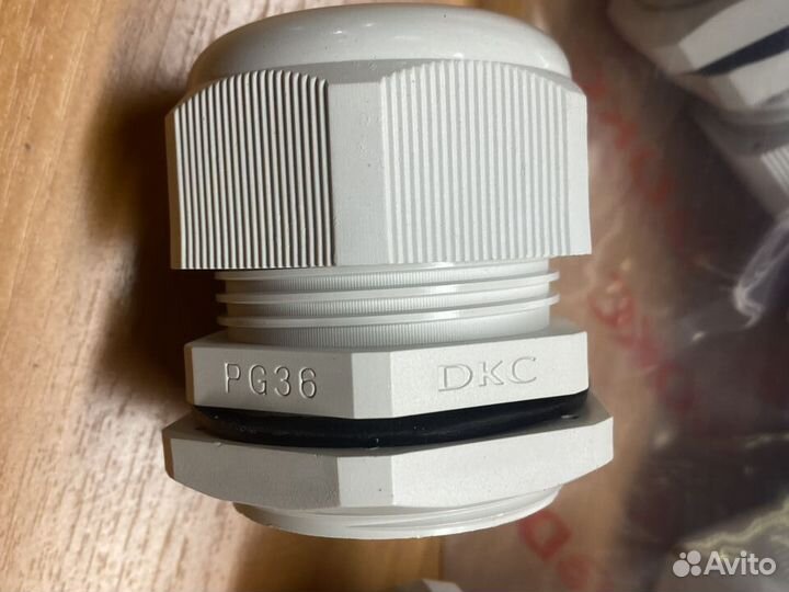 DKC / дкс 53200 Кабельный ввод