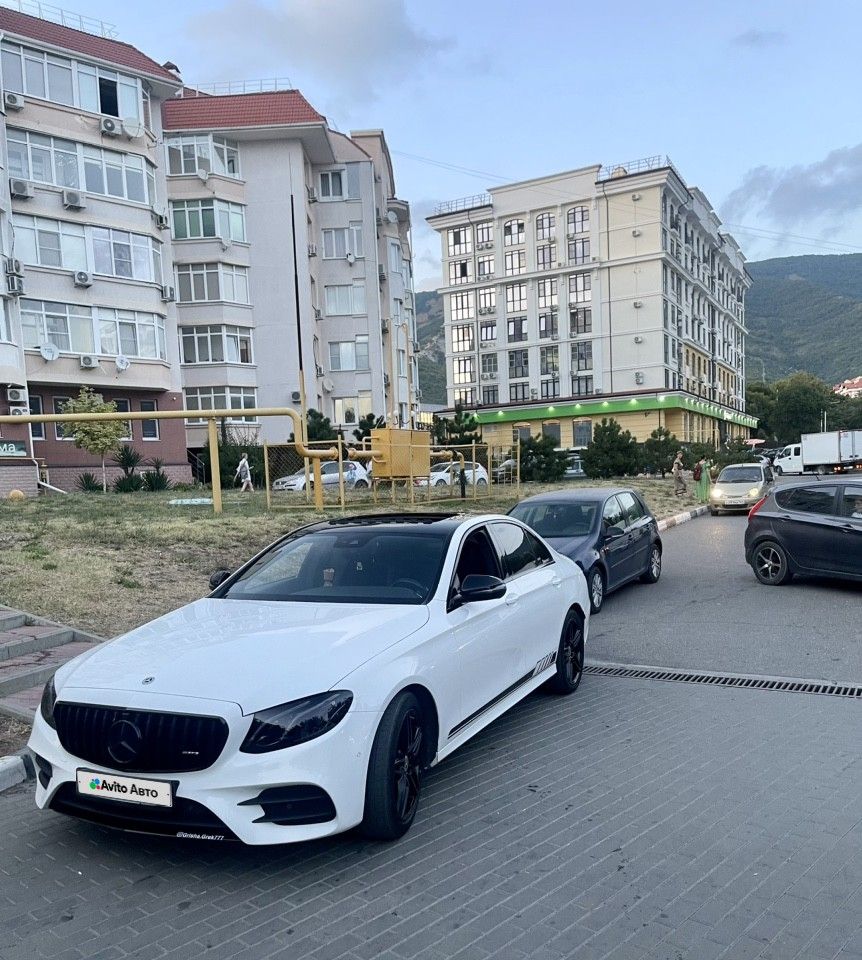 Mercedes-Benz E-класс: фото владельца
